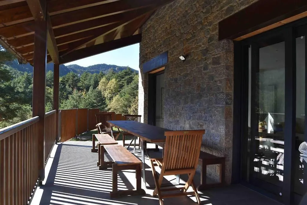 Cal Manubens Vila Castellar del Riu 0*,